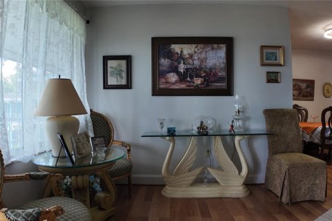 Condominio en venta en Lakeland, Florida, 1 dormitorio, 56.86 m2 № 1561736 - foto 12
