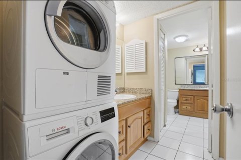 Condominio en venta en Sarasota, Florida, 2 dormitorios, 92.07 m2 № 2107162 - foto 25