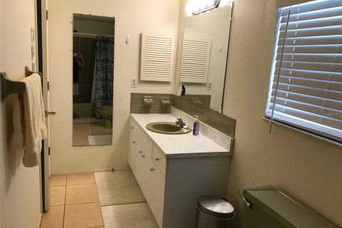 Commercial property in Englewood, Florida 3 bedrooms, 180.42 sq.m. № 2204720 - photo 13