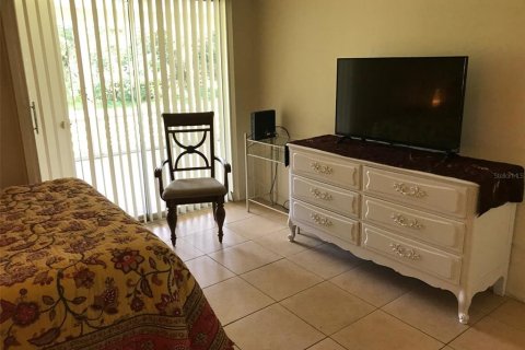 Commercial property in Englewood, Florida 3 bedrooms, 180.42 sq.m. № 2204720 - photo 24