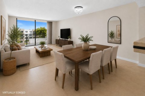 Condo in Miami, Florida, 2 bedrooms № 2076474 - photo 3
