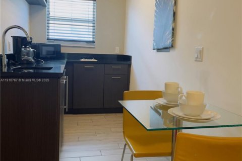 Villa ou maison à louer à Miami Beach, Floride № 1973569 - photo 2