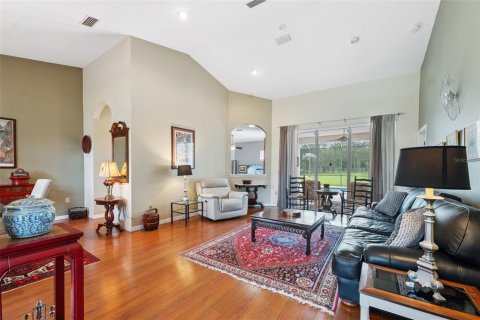 House in Spring Hill, Florida 3 bedrooms, 196.67 sq.m. № 1888710 - photo 6