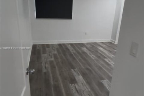 Copropriété à vendre à Miami, Floride: 2 chambres, 95.04 m2 № 1838678 - photo 3