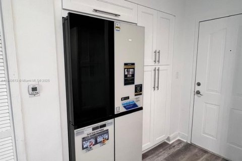 Copropriété à vendre à Miami, Floride: 2 chambres, 95.04 m2 № 1838678 - photo 13