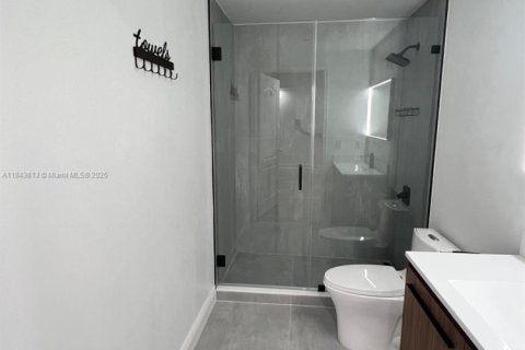 Copropriété à vendre à Miami, Floride: 2 chambres, 95.04 m2 № 1838678 - photo 17