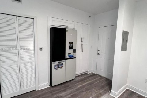 Copropriété à vendre à Miami, Floride: 2 chambres, 95.04 m2 № 1838678 - photo 24