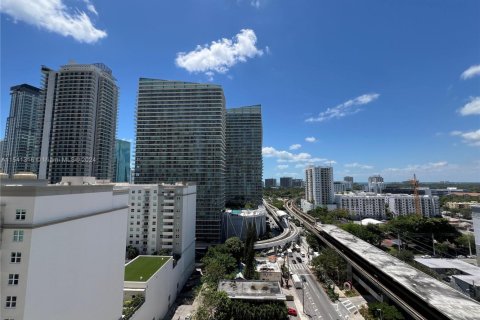 Condo in Miami, Florida, 2 bedrooms  № 1864406 - photo 16