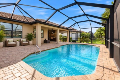Villa ou maison à vendre à Lakewood Ranch, Floride: 3 chambres, 182.55 m2 № 2349410 - photo 28