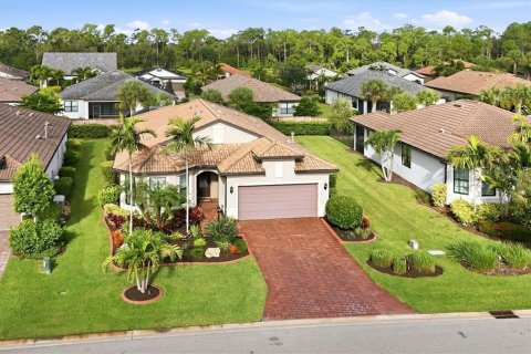 Villa ou maison à vendre à Lakewood Ranch, Floride: 3 chambres, 182.55 m2 № 2349410 - photo 4