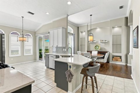 Villa ou maison à vendre à Lakewood Ranch, Floride: 2 chambres, 165.92 m2 № 2432821 - photo 18