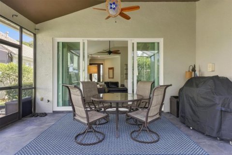 Villa ou maison à vendre à Lakewood Ranch, Floride: 2 chambres, 165.92 m2 № 2432821 - photo 4