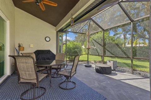 Villa ou maison à vendre à Lakewood Ranch, Floride: 2 chambres, 165.92 m2 № 2432821 - photo 3