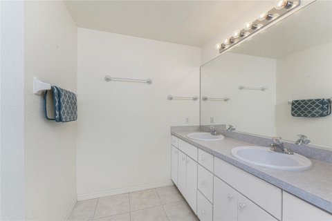 House in Rotonda, Florida 3 bedrooms, 149.57 sq.m. № 1733685 - photo 22