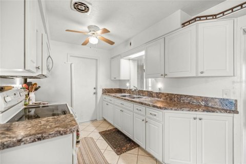 Casa en venta en Beverly Hills, Florida, 2 dormitorios, 100.71 m2 № 1815987 - foto 5