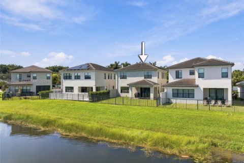 Villa ou maison à vendre à Lake Worth, Floride: 3 chambres, 196.77 m2 № 2395166 - photo 29