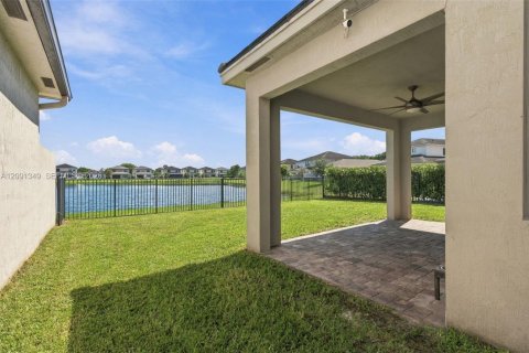 Villa ou maison à vendre à Lake Worth, Floride: 3 chambres, 196.77 m2 № 2395166 - photo 22