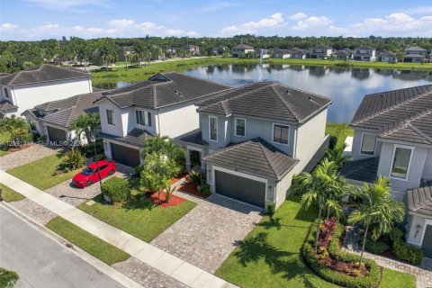 Villa ou maison à vendre à Lake Worth, Floride: 3 chambres, 196.77 m2 № 2395166 - photo 27