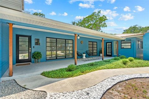 House in DeBary, Florida 3 bedrooms, 236.9 sq.m. № 1751629 - photo 5