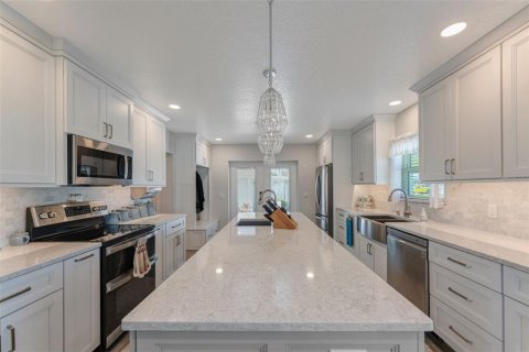 Immobilier commercial à vendre à Sarasota, Floride: 318.84 m2 № 1370245 - photo 14