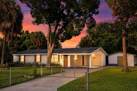 Casa en Tampa, Florida 3 dormitorios, 109.25 m2 № 2285313