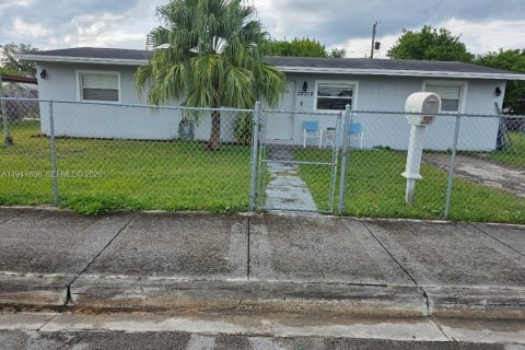 Villa ou maison à Miami, Floride 3 chambres, 144 m2 № 2004096