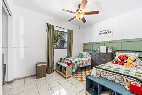 House in Cutler Bay, Florida 4 bedrooms, 181.81 sq.m. № 1953804 - photo 22