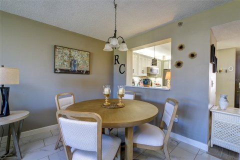 Condo in Bradenton, Florida, 2 bedrooms  № 1420537 - photo 17