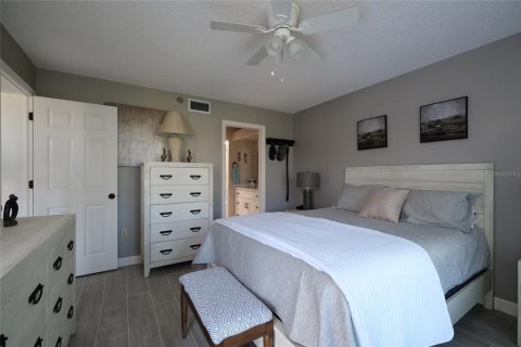 Condo in Bradenton, Florida, 2 bedrooms  № 1420537 - photo 30