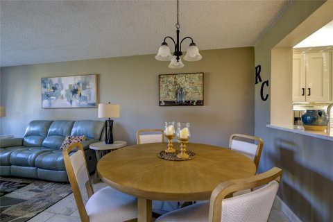 Condo in Bradenton, Florida, 2 bedrooms  № 1420537 - photo 18