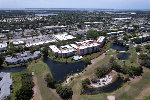 Condo in Bradenton, Florida, 2 bedrooms  № 1420537 - photo 4
