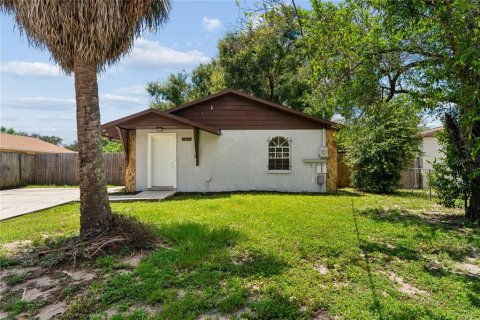 Villa ou maison à Tampa, Floride 4 chambres, 145.48 m2 № 2286954