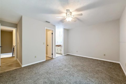 House in Ocala, Florida 2 bedrooms, 117.06 sq.m. № 2277447 - photo 17