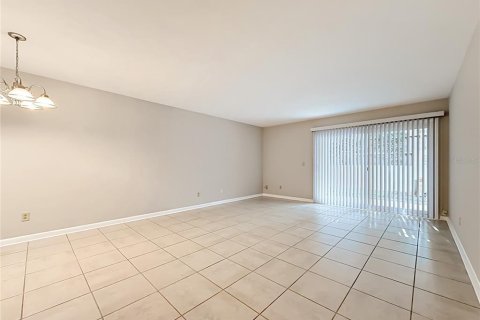 House in Ocala, Florida 2 bedrooms, 117.06 sq.m. № 2277447 - photo 13