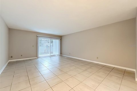 House in Ocala, Florida 2 bedrooms, 117.06 sq.m. № 2277447 - photo 8