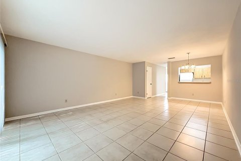 House in Ocala, Florida 2 bedrooms, 117.06 sq.m. № 2277447 - photo 11