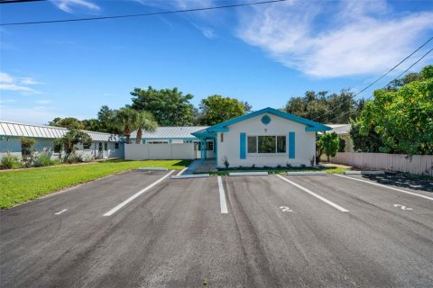 Appartement à Belleair Bluffs, Floride 1 chambre, 67.82 m2 № 2411384