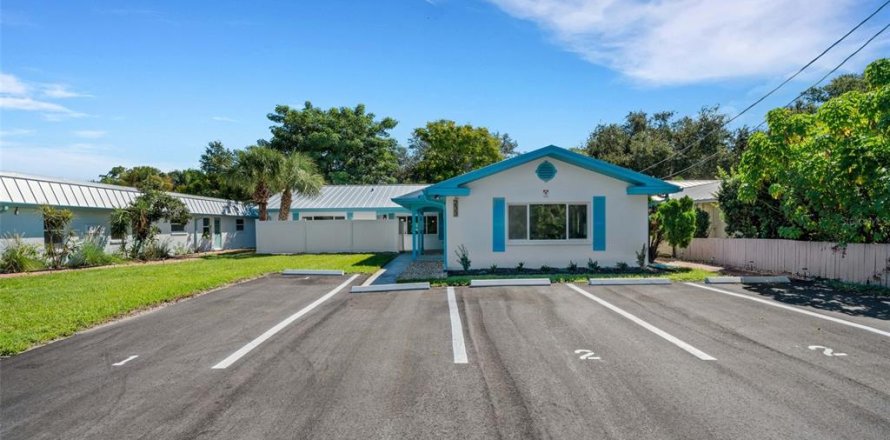 Appartement à Belleair Bluffs, Floride 1 chambre, 67.82 m2 № 2411384