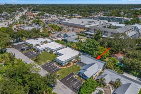 Appartement à louer à Belleair Bluffs, Floride: 1 chambre, 67.82 m2 № 2411384 - photo 6