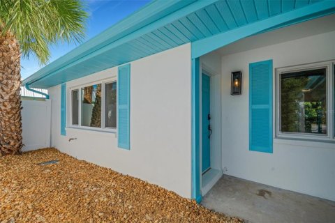 Appartement à louer à Belleair Bluffs, Floride: 1 chambre, 67.82 m2 № 2411384 - photo 12