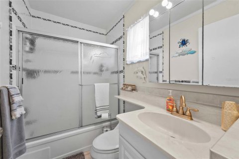 House in Sarasota, Florida 2 bedrooms, 104.05 sq.m. № 1659000 - photo 22