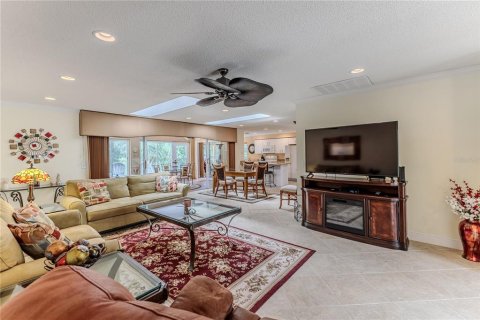 House in Spring Hill, Florida 2 bedrooms, 146.41 sq.m. № 1774000 - photo 13