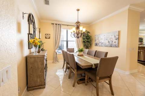 Villa ou maison à vendre à Boynton Beach, Floride: 4 chambres, 254.27 m2 № 2088155 - photo 5