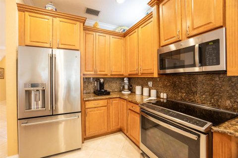 Villa ou maison à vendre à Boynton Beach, Floride: 4 chambres, 254.27 m2 № 2088155 - photo 10