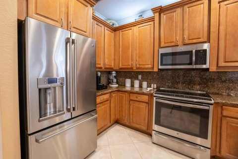Villa ou maison à vendre à Boynton Beach, Floride: 4 chambres, 254.27 m2 № 2088155 - photo 11