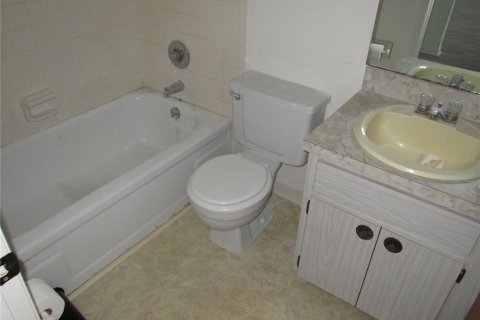 Condominio en alquiler en Port Charlotte, Florida, 2 dormitorios, 72.74 m2 № 1810606 - foto 6