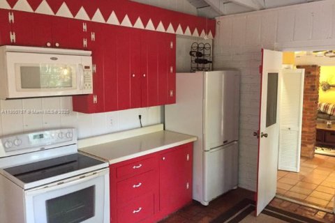 Купить виллу или дом в Саут-Майами, Флорида 4 спальни, 212.84м2, № 1958033 - фото 6