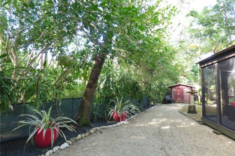 Купить виллу или дом в Саут-Майами, Флорида 4 спальни, 212.84м2, № 1958033 - фото 16