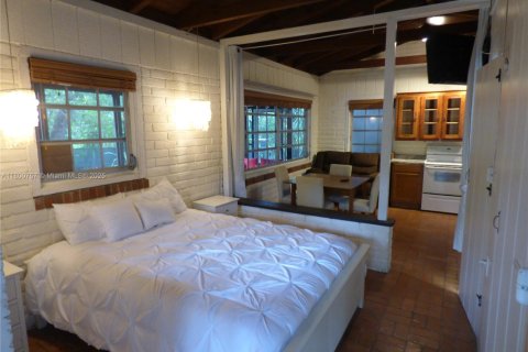 Купить виллу или дом в Саут-Майами, Флорида 4 спальни, 212.84м2, № 1958033 - фото 13