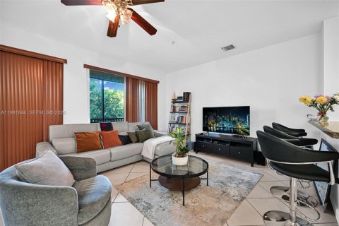 Купить кондоминиум в Санрайз, Флорида 2 спальни, 107.67м2, № 2029813 - фото 14